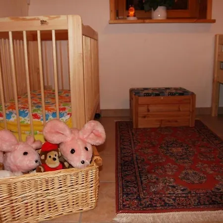 Modernes Mit Komfort Und Privatsphaere